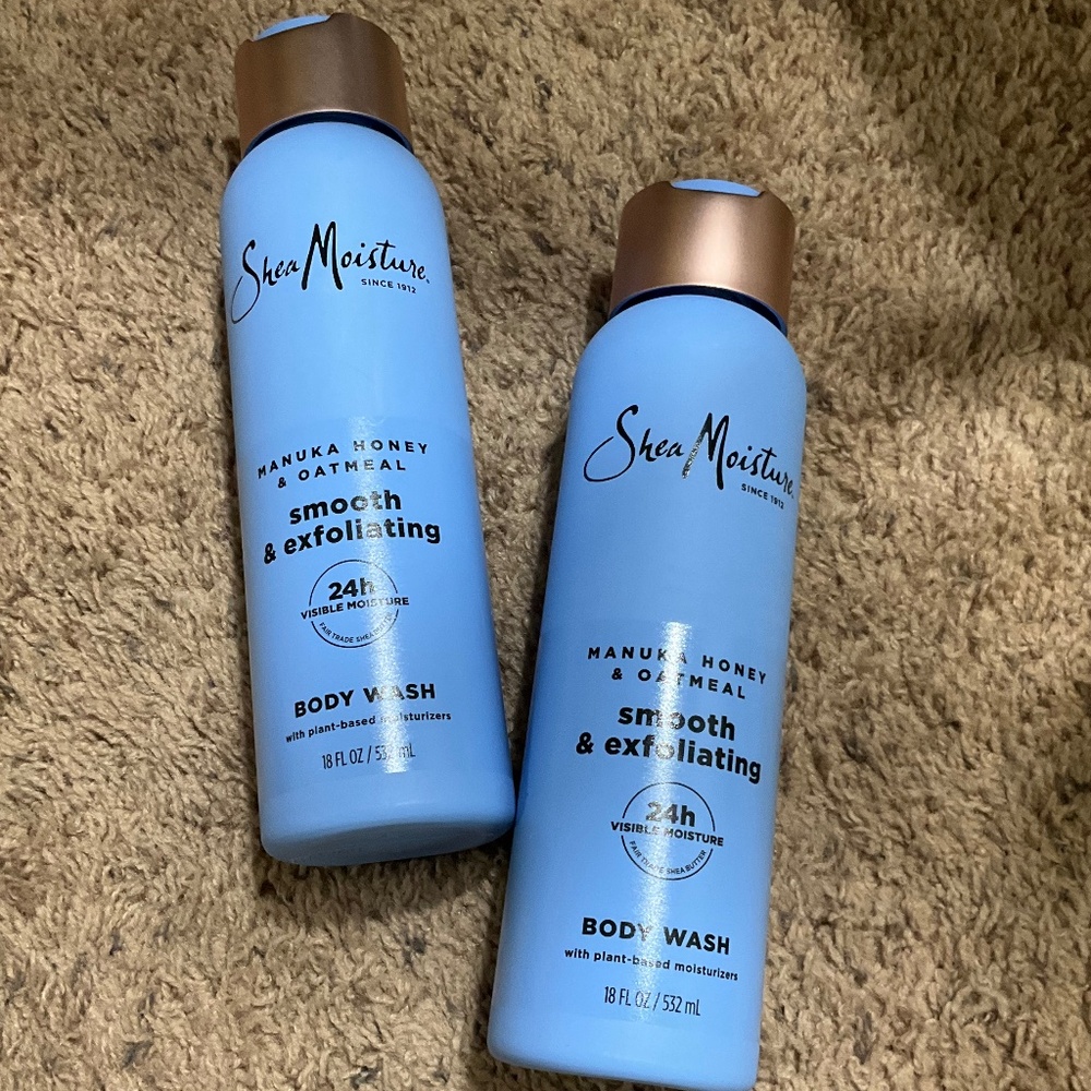 2-SheaMoisture Body Wash Smooth & Exfoliating - Manuka Honey & Oatmeal
